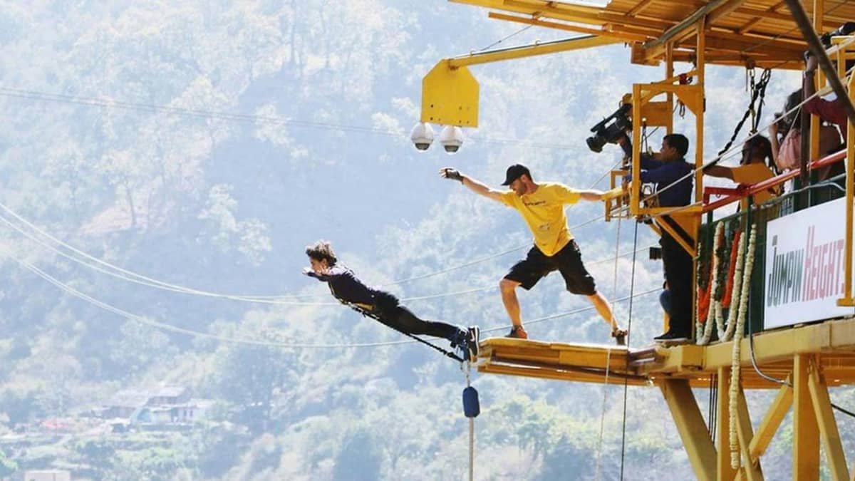 Bungee Jumping at Mohan Chatti